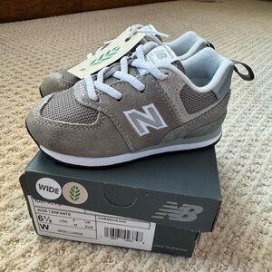 New in Box Toddler New Balance 574